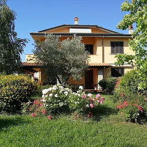 2* Nocleg ze śniadaniem Mansarda Sulla Francigena