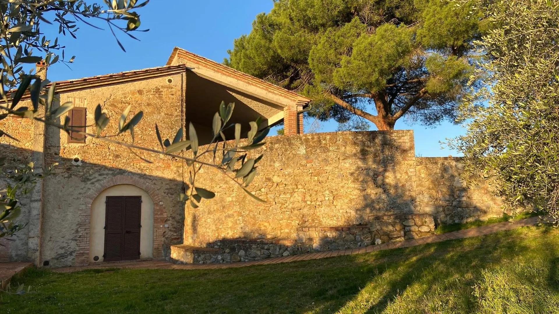 Casaletolfe Residence Siena 2*,